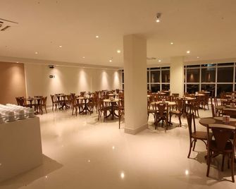Hotel Caiuá Cascavel - Cascavel - Restaurant