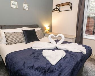 Sapphire Suite, Country Holiday Cottage In Barmouth - Barmouth - Bedroom