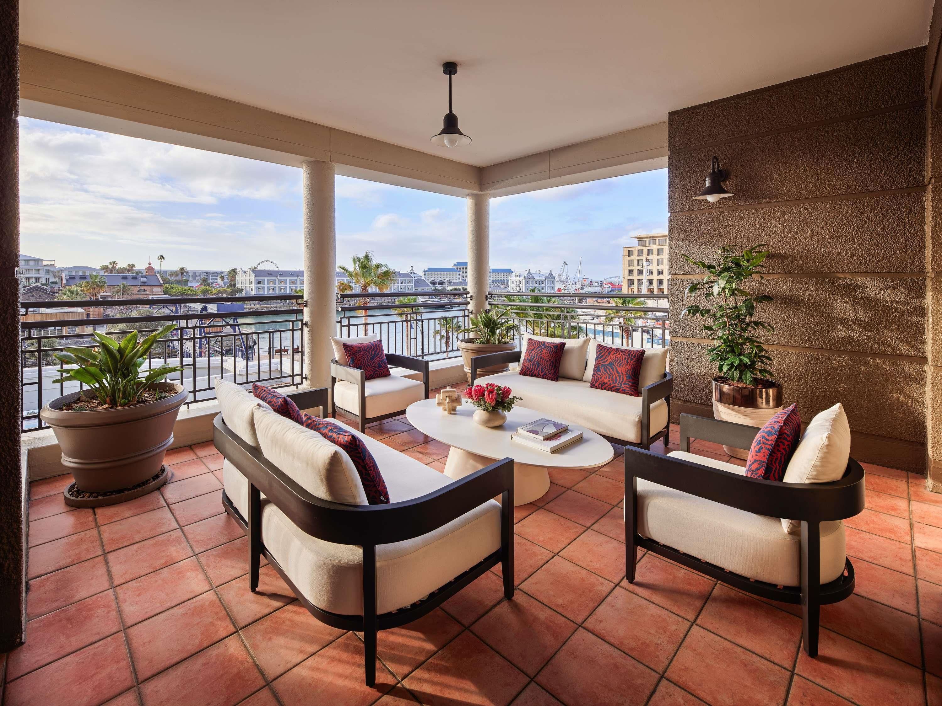 Cape Grace - A Fairmont Managed Hotel - קייפ טאון - מרפסת