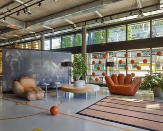 25hours Hotel Zurich West - Zúrich - Lobby