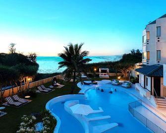 La Casa Panacea Okinawa Resort - Onna - Piscine