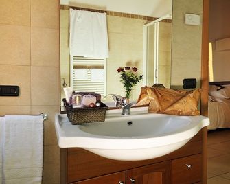 La Rotonda Relais - Vedelago - Bagno