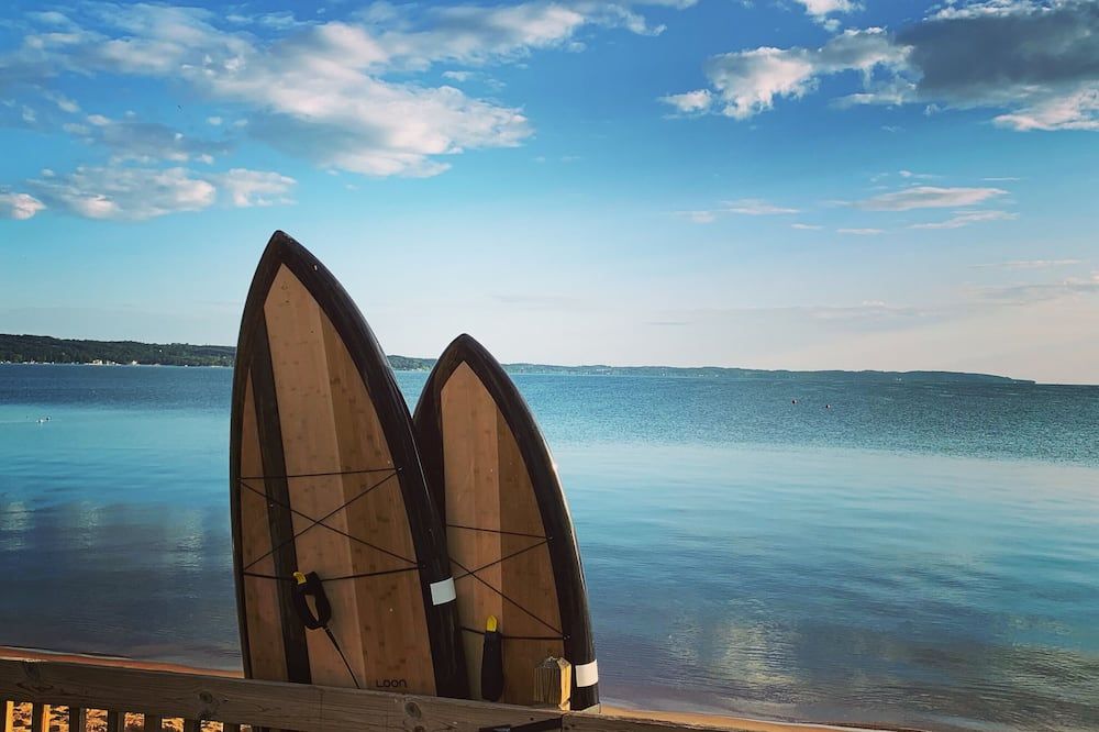 Brio Beach Inn - Traverse City
