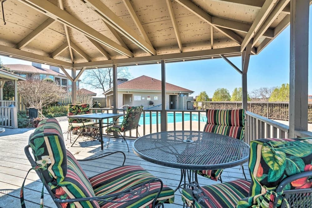 Waterfront Hot Springs Condo: Pool, Hot Tub Access - Hot Springs