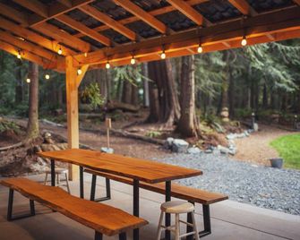 Heartwood Retreats - Lund - Patio