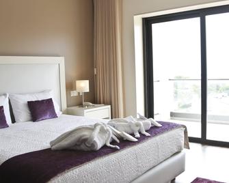 Monte Lírio Hotel - Espinho - Bedroom