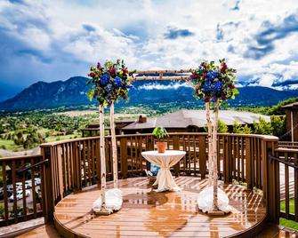 شيان ماونتن ريزورت، إيه ديستينيشن باي حياة هوتلز - كولورادو سبرينغز - شرفة
