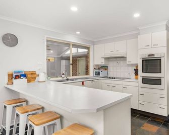 The Quay to Sussex - Sussex Inlet - Kitchen