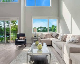 Luxe Condo Overlooking Park - Birmingham - Salon