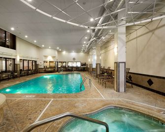 Wingate by Wyndham St. Clairsville/Wheeling - Saint Clairsville - Bazén