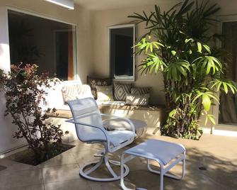 Beautiful Large Studio With a Private Bathroom In The Heart of Santa Monica - Santa Monica - Innenhof