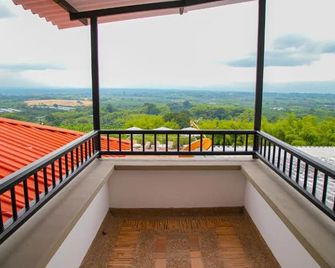 Hacienda Buenavista - Quimbaya - Балкон