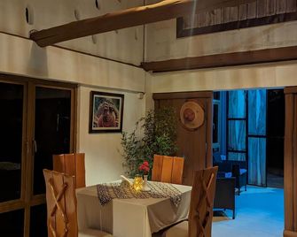 올도뇨 오록 캠프 - 나망가 - 다이닝룸