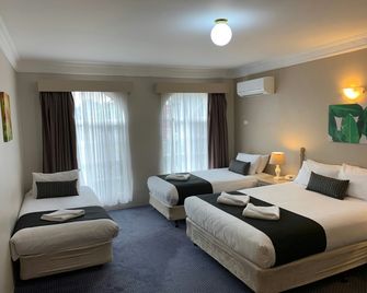 Heritage Motor Inn Goulburn - Goulburn - Bedroom