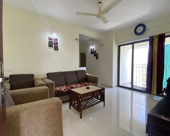 Eliite Stays- Clean & Convenient, just 20 mins from the Airport - Nagpur - Sala de estar