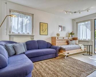 City Café - Central Apartment - Brunico - Living room