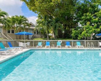Coconut Mallory Resort and Marina - Key West - Pool