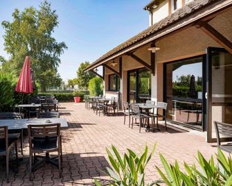 ibis Creil-sur-Oise - Villers-Saint-Paul - Innenhof