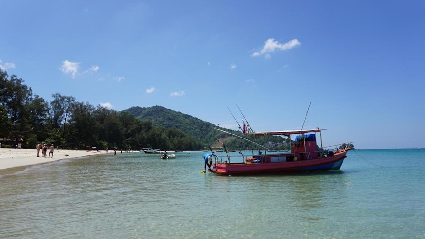 TT Naiyang Beach Phuket