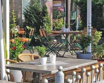 Brenner Hotel - Bielefeld - Patio
