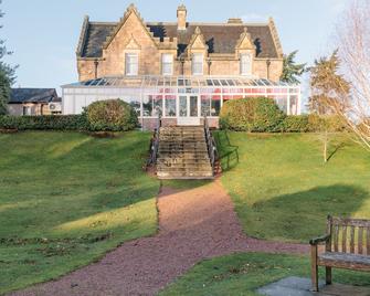 Inverness Lochardil House - אינברנס - בניין