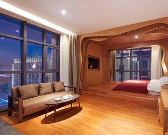 Qianna Hotel(Zhengzhou Erqi Wanda Jingguang Road) - Zhengzhou - Habitación