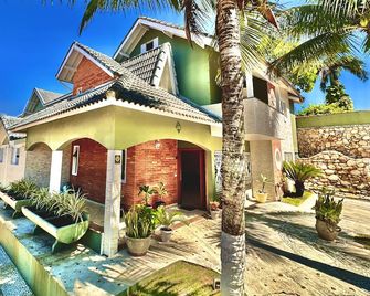 Surfside Suites - Peruibe