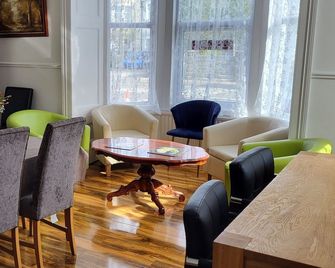 Holly Lodge - Weston-super-Mare - Dining room