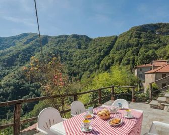 Holiday Home Da Franca by Interhome - Stazzema - Balcony