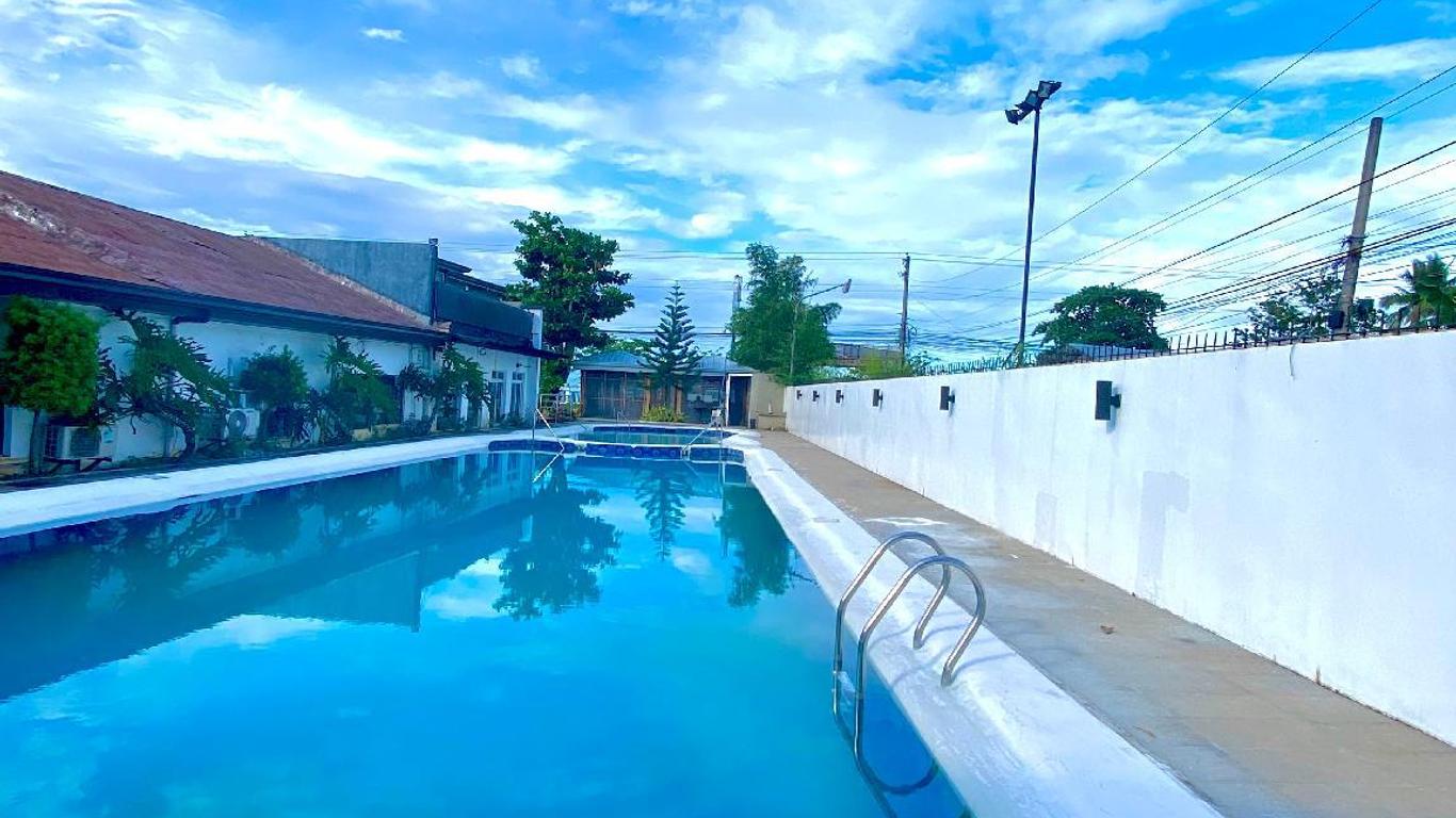 Basic Rooms Hotel