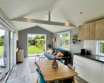 New - Waterfont Villa08 - Private Residence on a lake near Amsterdam - Vinkeveen - Dining room