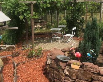 Casa Bella Ella - 에펜브룬 - 파티오