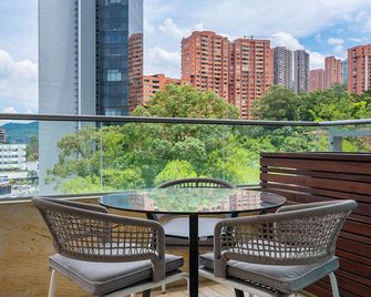 Estelar La Torre Suites - Medellín - Balcone