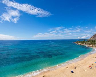 Beachfront Paradise - Direct Ocean View - Tennis, Pool, Jacuzzi, A/C, W/D - Mākaha - Beach