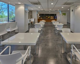 City Express by Marriott Tijuana Insurgentes - Tijuana - Restaurante
