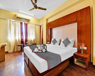 Vatika Inn - City Centre Family & Business Hotel - Udaipur - Bedroom