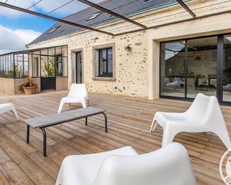 Gîte charmant avec vue sur vignes, 4 chambres, terrasse et jardin - FR-1-622-57 - Saint-Aubin-de-Luigné - Patio