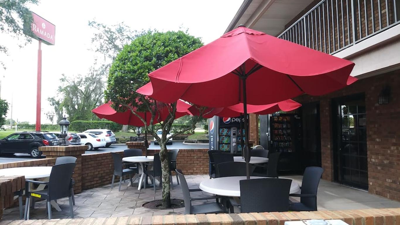 فندق رامادا - تامبا