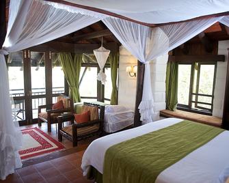 Great Rift Valley Lodge and Golf Resort - Naivasha - Bedroom