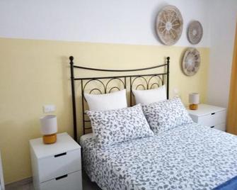 Le Saline Bed & Breakfast - Cervia - Camera da letto