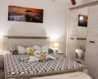 Authentic Dalmatian Treasure Homes - Orebic - Quarto