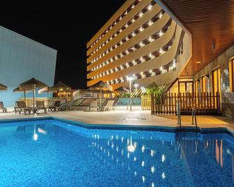 Ohtels Campo De Gibraltar - La Línea de la Concepción - Zwembad