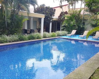 Hotel Portal Colonial - San José - Pool