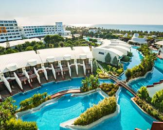 Cornelia Diamond Golf Resort & Spa - Belek - Pool
