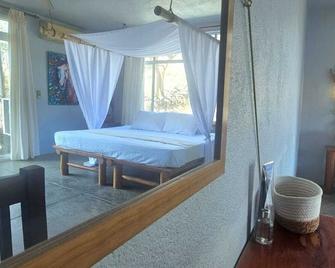 Villa Ballena Art Project - La Cruz - Habitación