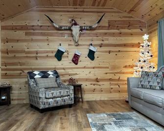 Winter Escape with Private deck, pets welcome - Licking - Sala de estar