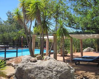 Casa do Teatro colourful, Holiday home, pool, WiFi, TV, air-cond., near the sea - Tavira - Pool