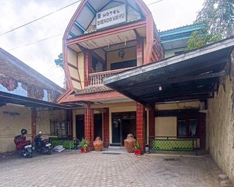 Hotel Dienda Hayu - Praya - Edificio