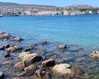 Celep Hotel - Foça