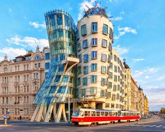 Theatre 9 Apartments by Adrez - Praga - Edificio